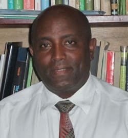 Girma Woldetinsae headshot.